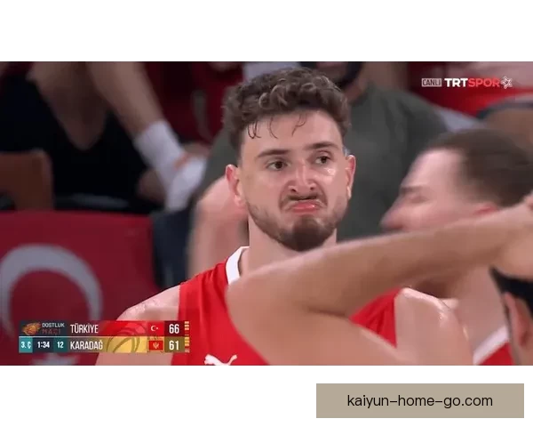 火箭五虎合力96分击溃鹈鹕 申京36+14+7全面统治 KD三节打卡高效表现